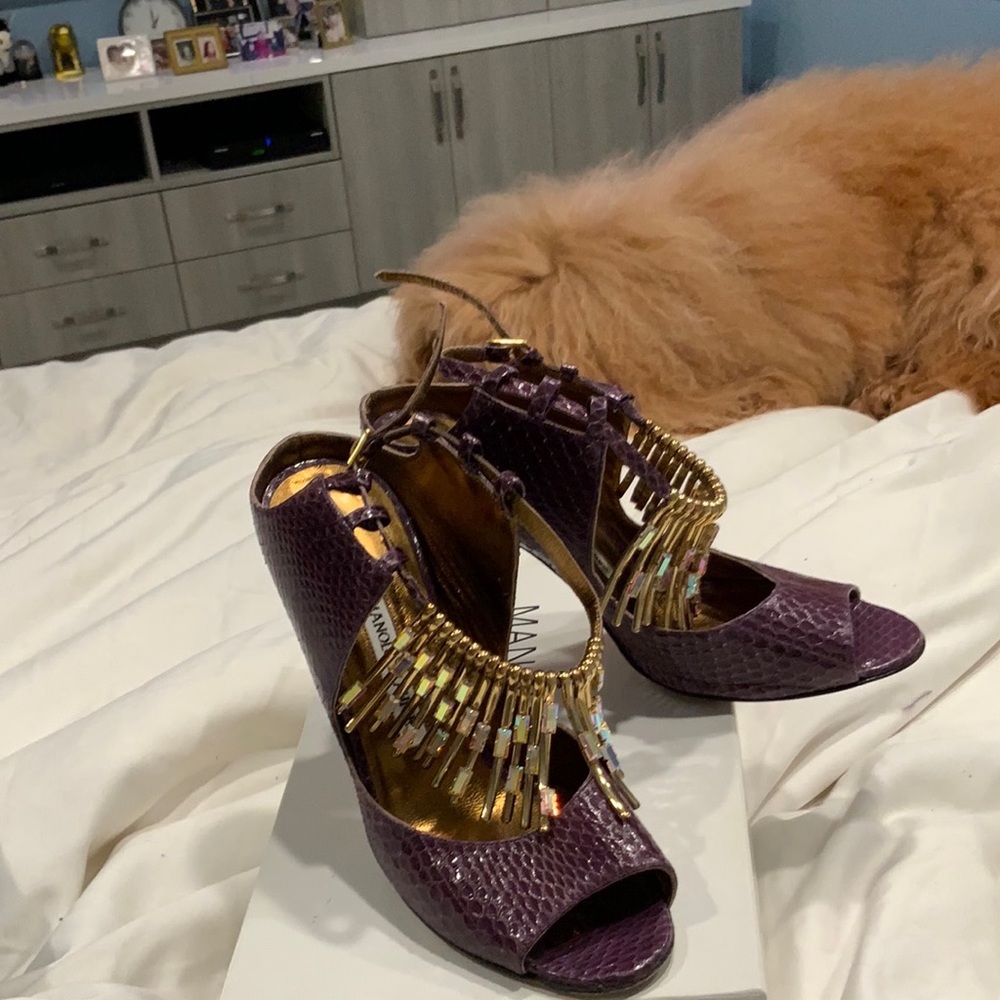 Manolo Blahnik purple lizard with stunning sparkle from piece
